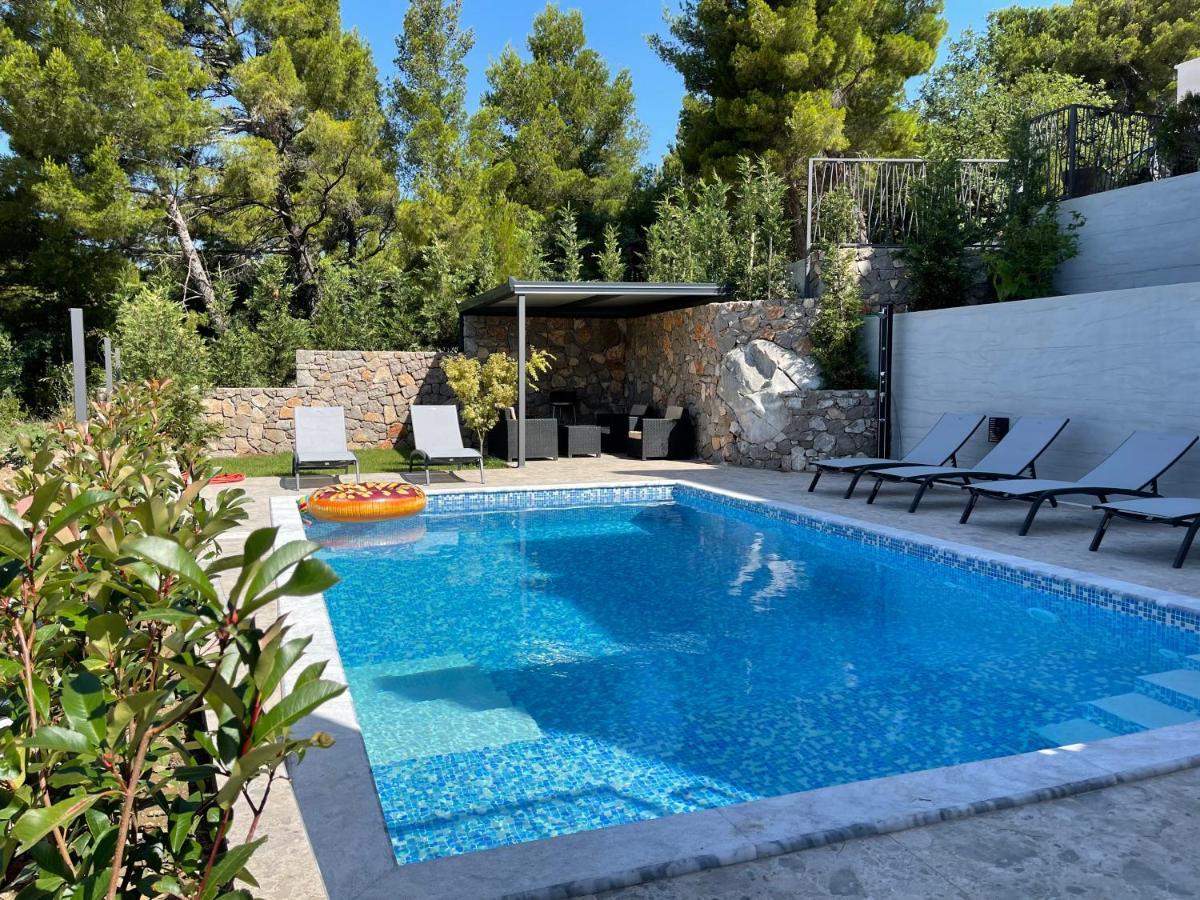 Villa Pine บาร์ ภายนอก รูปภาพ