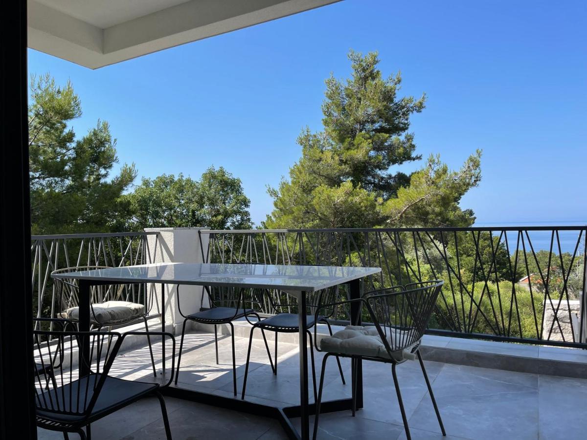 Villa Pine บาร์ ภายนอก รูปภาพ